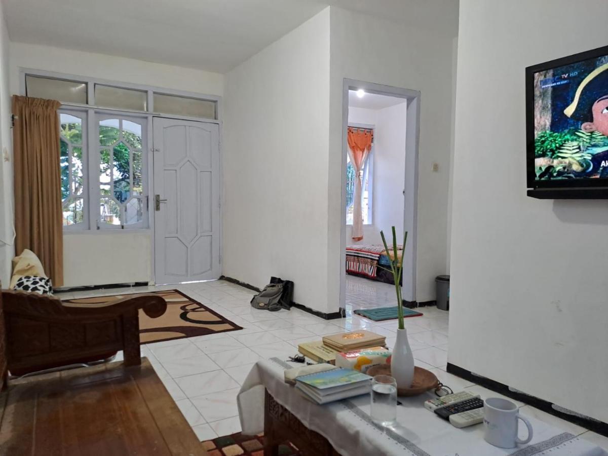 Indo Homestay Malang Luaran gambar